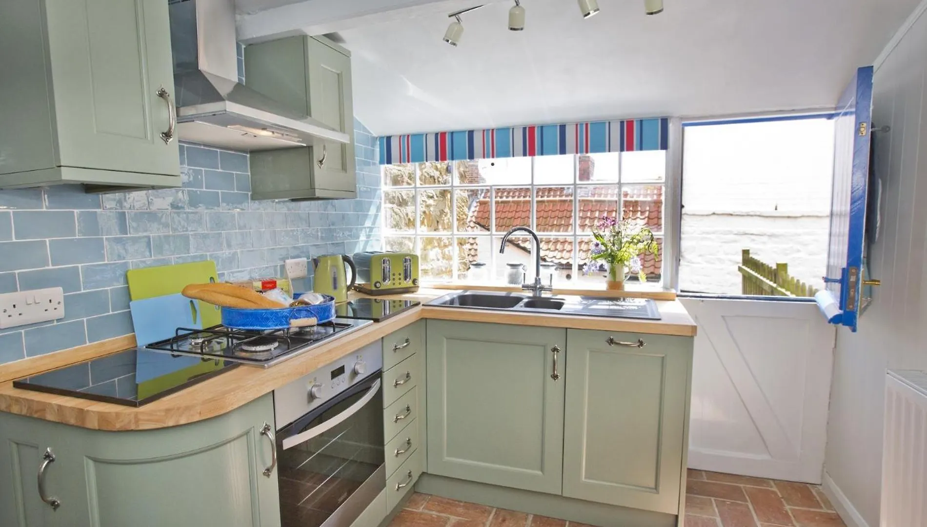2 Bed In Robin Hoods Bay G0085 Villa Robin Hood's Bay 0*,  Storbritannien